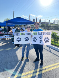 FoMA Partners with Farmshare, This Is the Dog, Chewy, Miami-Dade College of Homestead's Animal Welfare Club, and the Humane Society of the United States to bring pet food to struggling families.